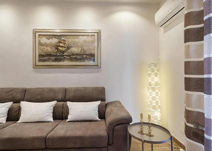 Modern With Patio In By Wonderful Italy Διαμέρισμα Ραπάλο